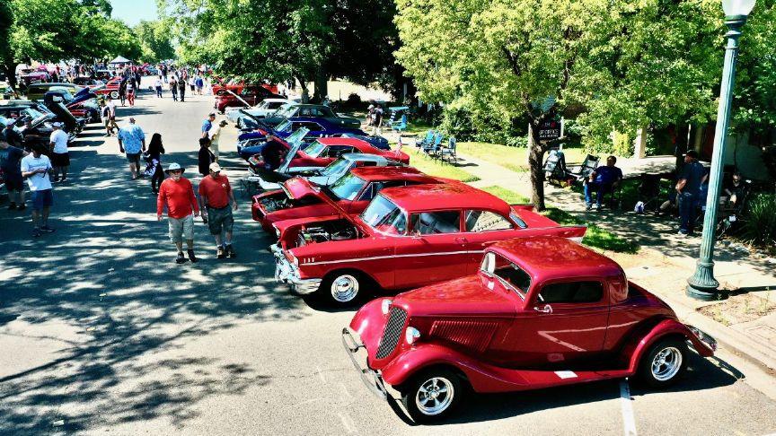Image for display with article titled Rods & Relics Downtown Lincoln Car Show a Huge Success