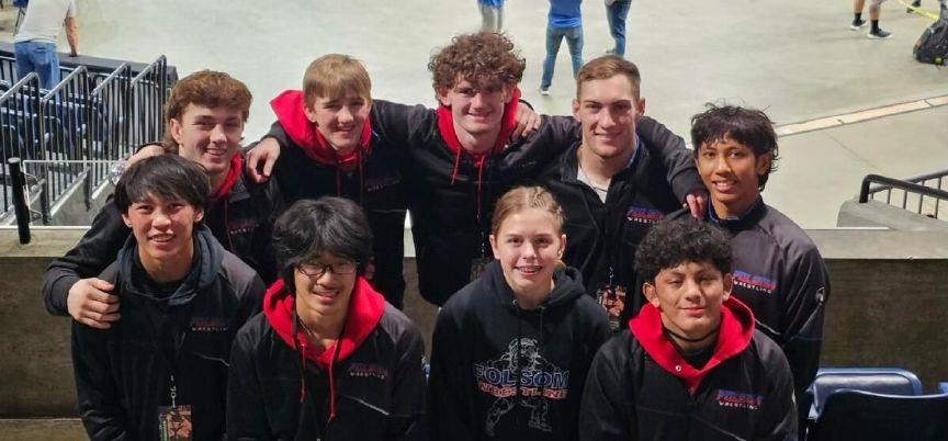 Image for display with article titled Folsom qualifies team record nine wrestlers to state tournament